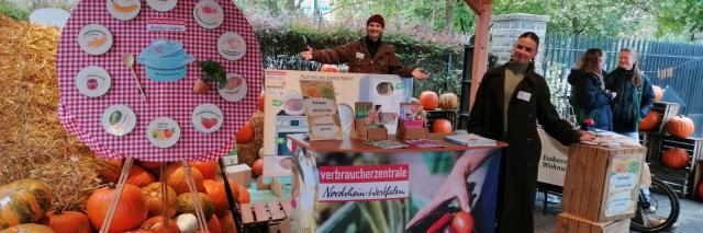 Aktionsstand beim Gertrudenhof mit Messetheke und Quizscheibe